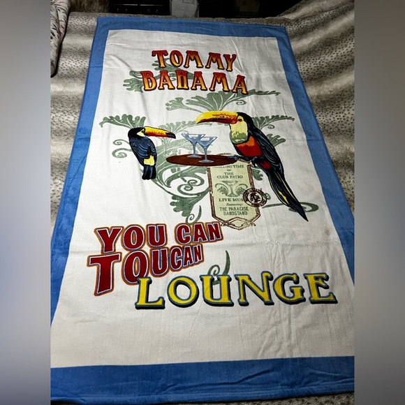 TOMMY BAHAMA Beach Towel You Can Toucan Lounge Vintage 100% Cotton OS 40x70 NWT - Picture 1 of 6